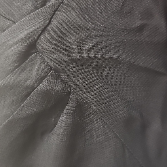 Jones New York Black Maxi Dress with Red Floral Pattern - Picture 5 of 9